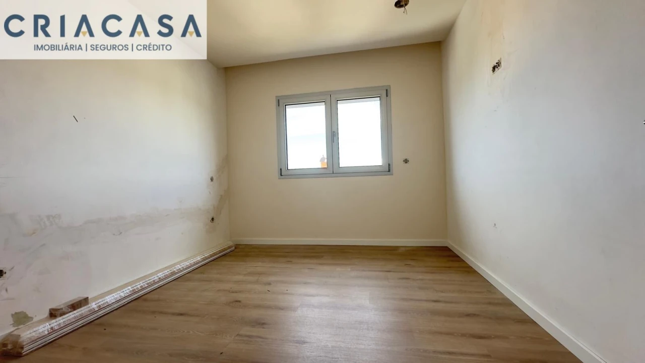 Apartamento T3 para Venda em Abraveses Foto 23