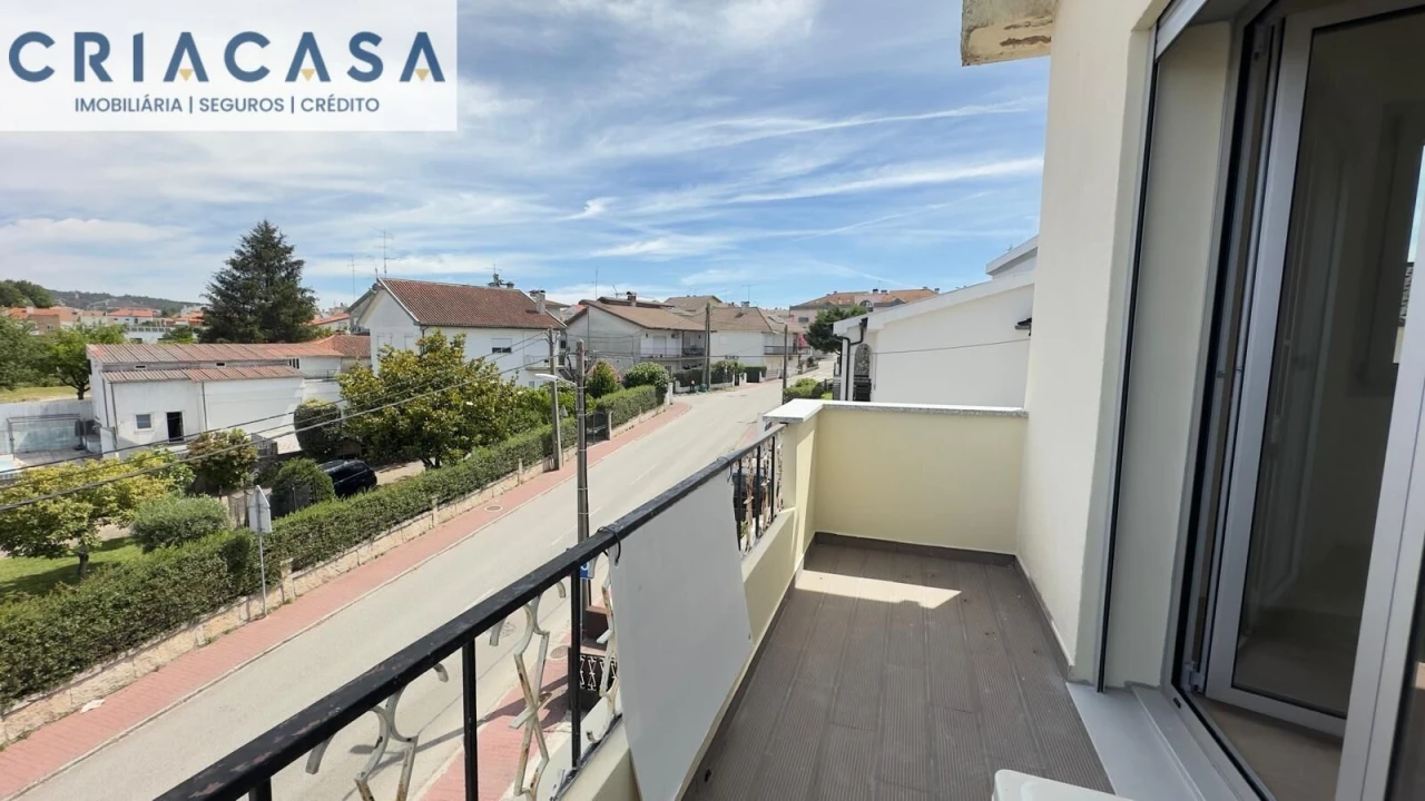 Apartamento T3 para Venda em Abraveses Foto 26