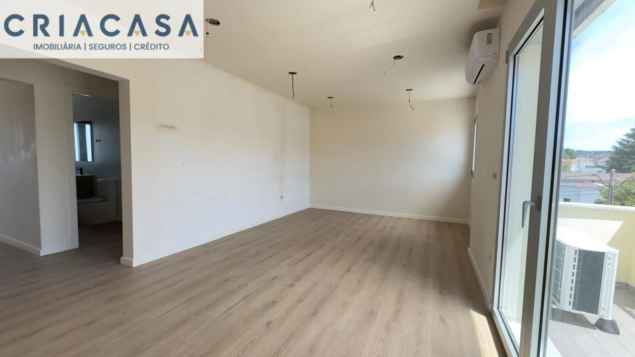 Apartamento T3 para Venda em Abraveses Foto 3