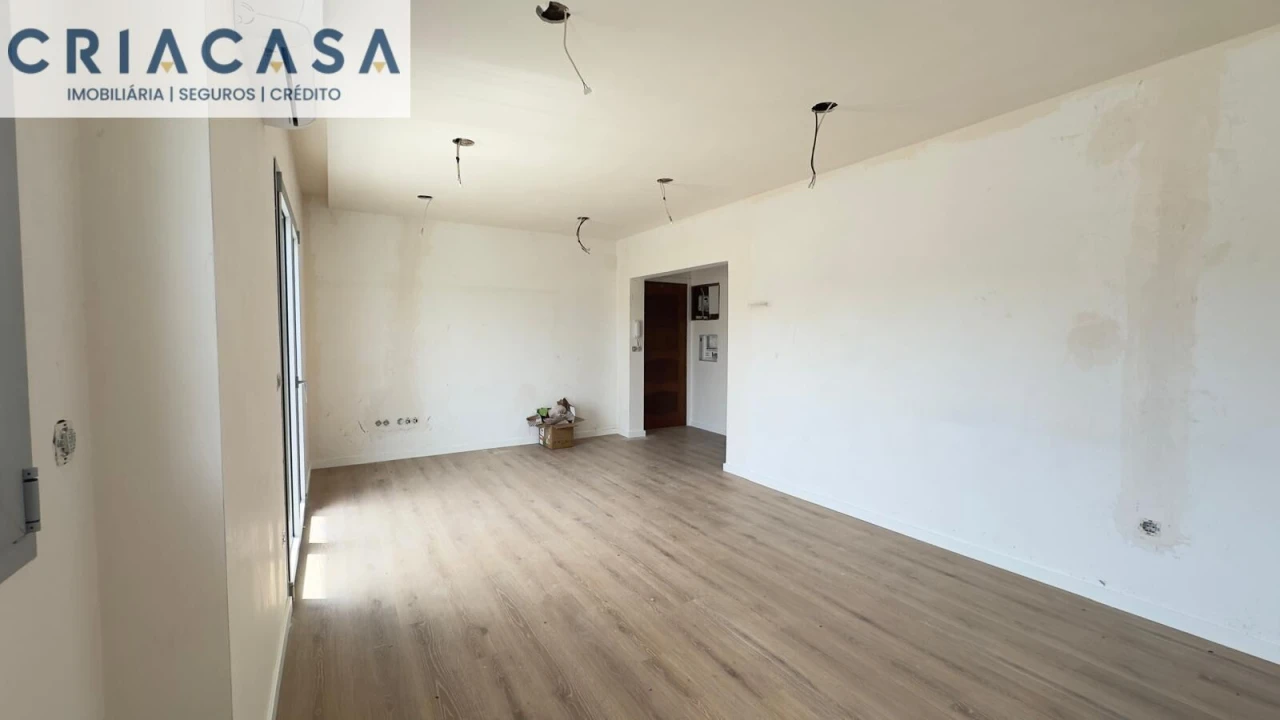Apartamento T3 para Venda em Abraveses Foto 9