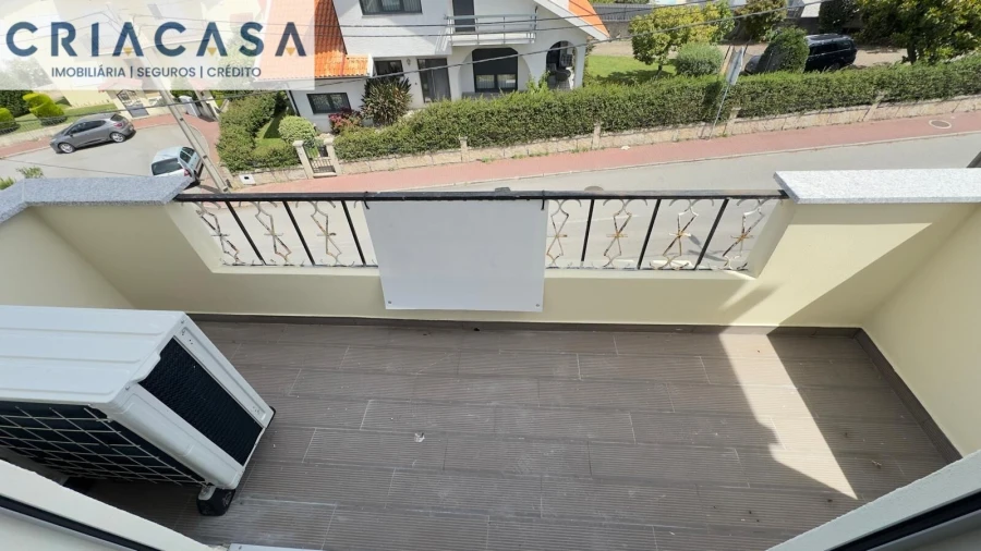Apartamento T3 para Venda em Abraveses Foto 27