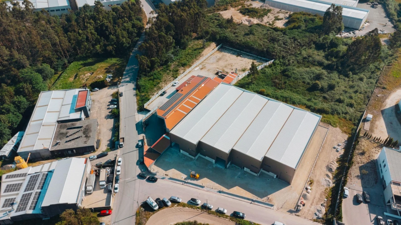 Armazém para Venda em Vandoma Foto 31