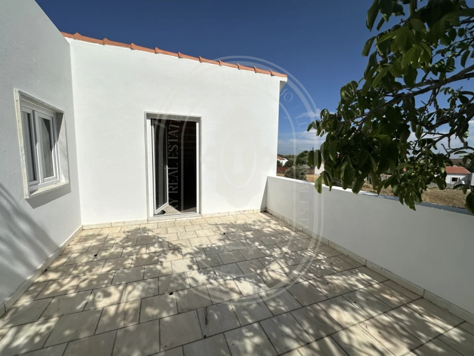 Moradia T4 para Venda em Madalena e Beselga Foto 36