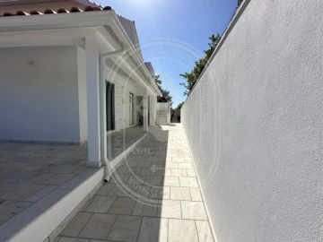 Moradia T4 para Venda em Madalena e Beselga