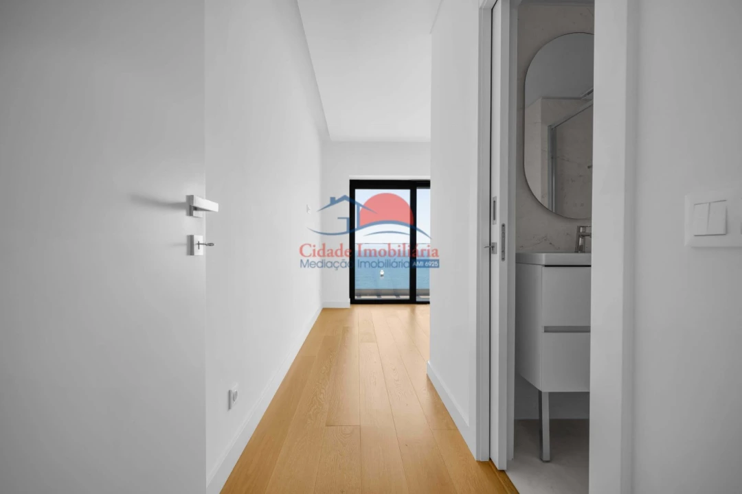 Apartamento T3 para Venda em São Martinho Foto 15