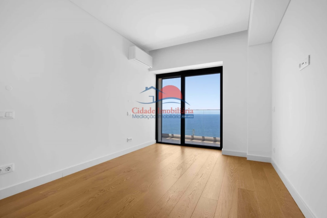 Apartamento T3 para Venda em São Martinho Foto 17