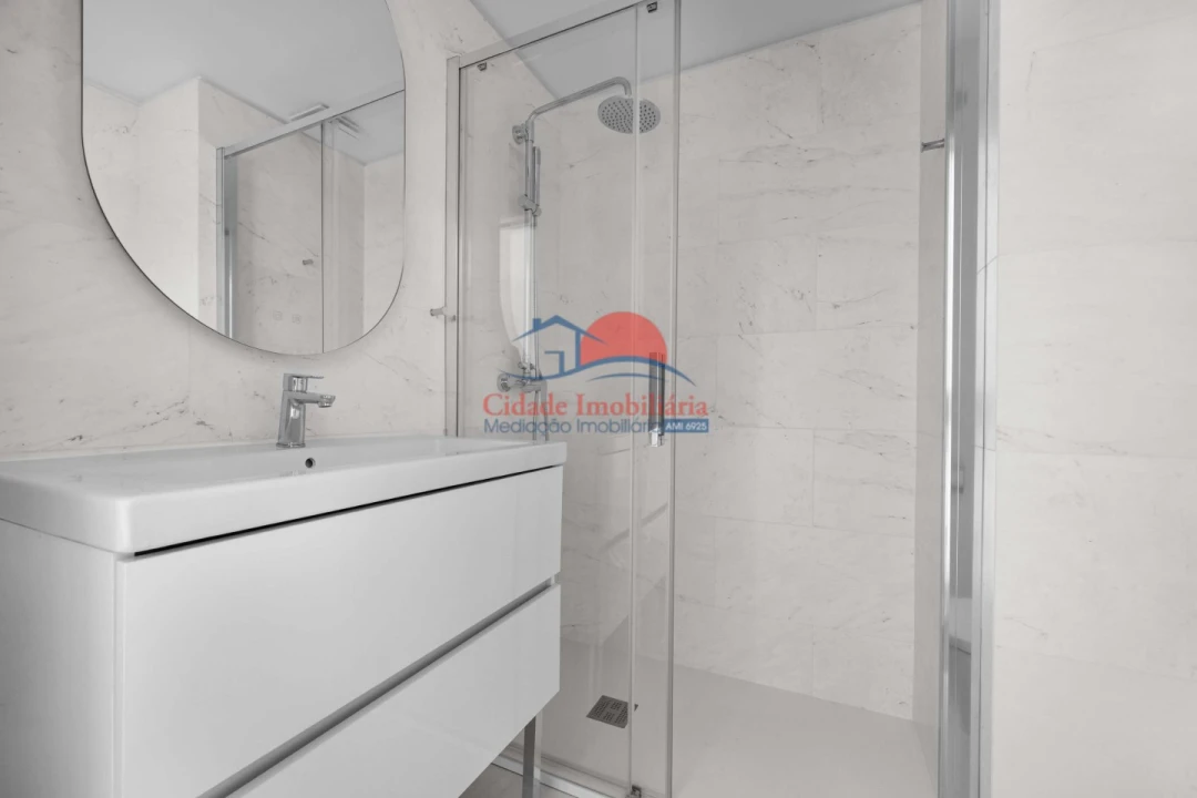 Apartamento T3 para Venda em São Martinho Foto 20