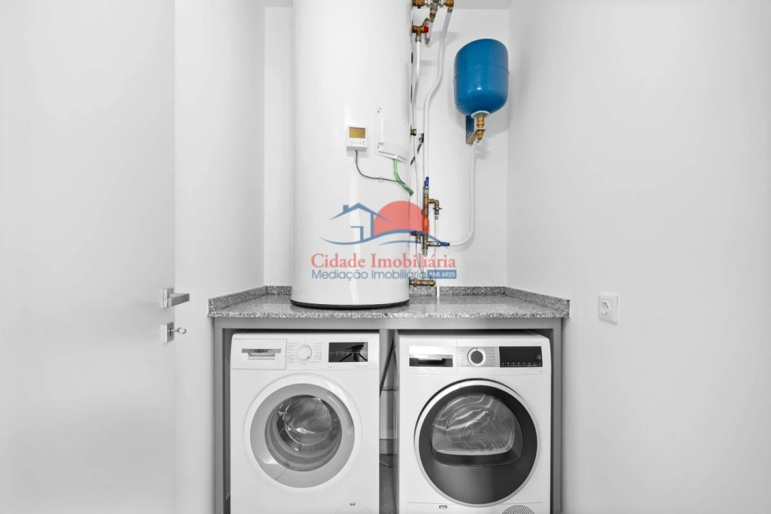 Apartamento T3 para Venda em São Martinho Foto 24