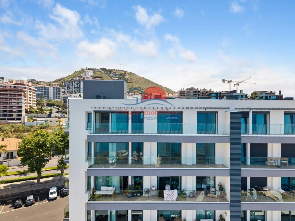 Apartamento T3 para Venda em São Martinho Foto 28