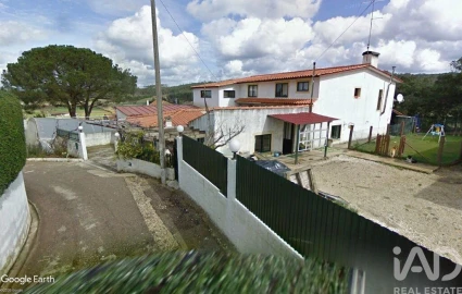 Moradia T4 para Venda em Vila Nova de Monsarros