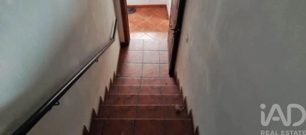 Moradia T4 para Venda em Vila Nova de Monsarros
