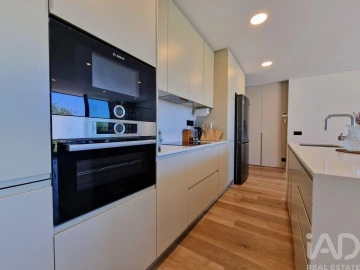 Apartamento para Venda em Faro (Sé e São Pedro)