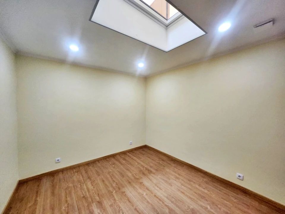 Moradia T4 para Venda em Campanhã Foto 18