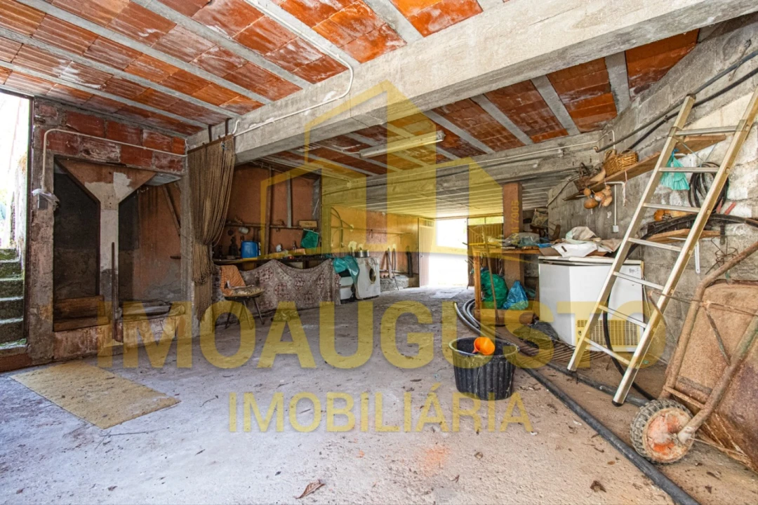 Moradia T4 para Venda em Valdujo Foto 18