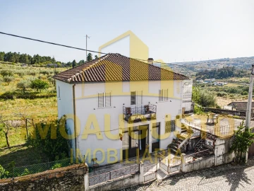 Moradia T4 para Venda em Valdujo
