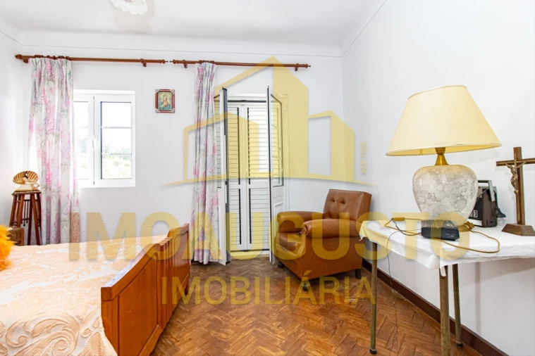 Moradia T4 para Venda em Valdujo Foto 11