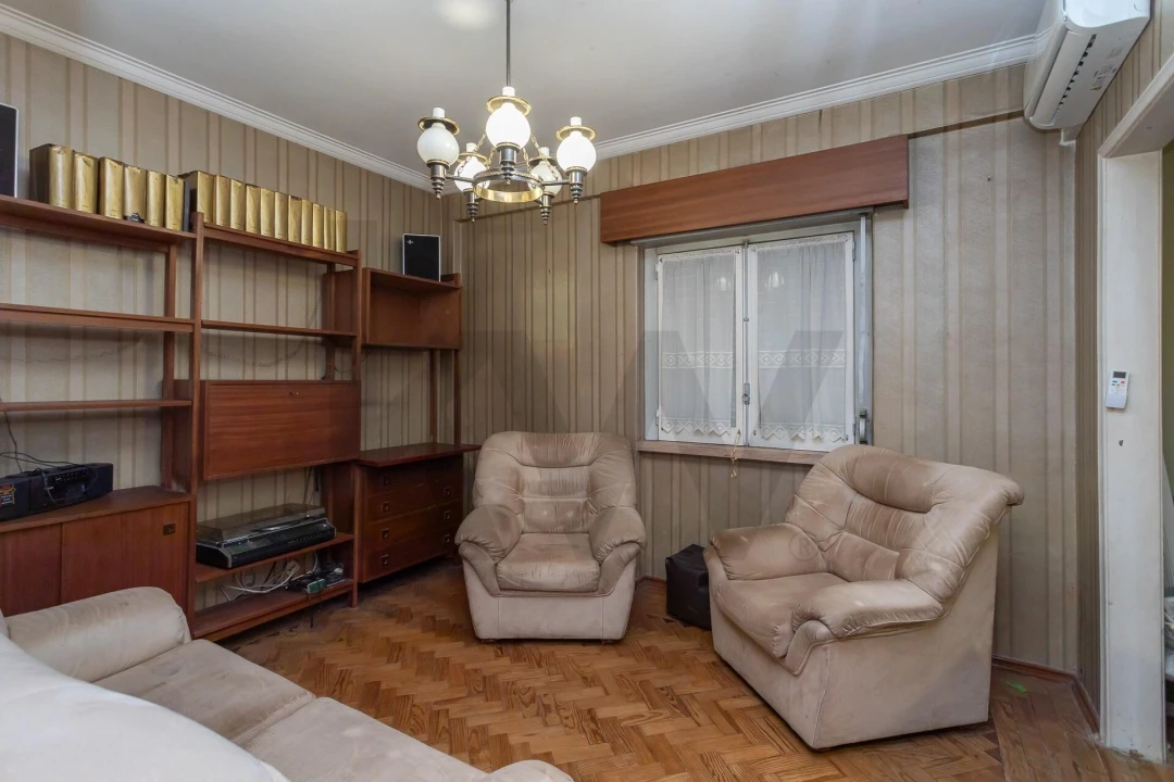 Apartamento T2 para Venda em Alfragide Foto 6