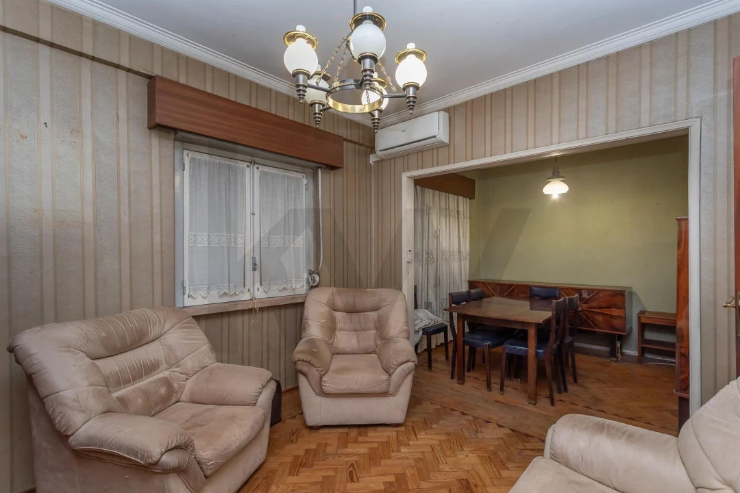 Apartamento T2 para Venda em Alfragide Foto 8