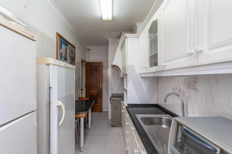 Apartamento T2 para Venda em Alfragide Foto 20