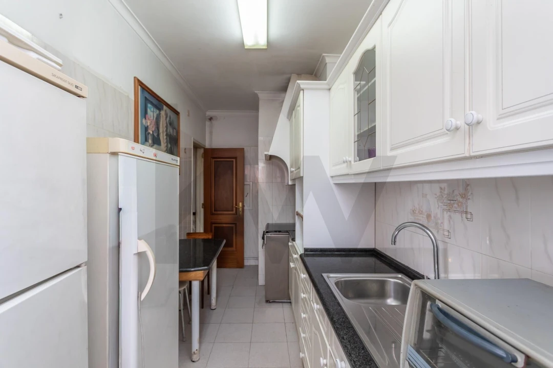 Apartamento T2 para Venda em Alfragide Foto 20
