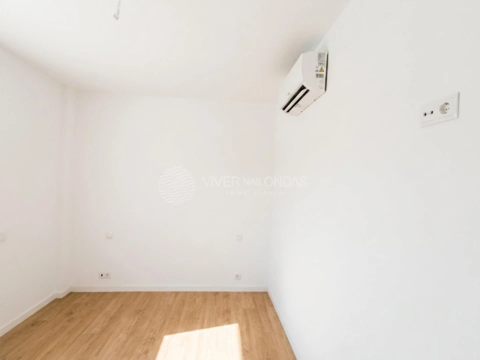 Moradia T3 para Venda em Charneca de Caparica e Sobreda Foto 19