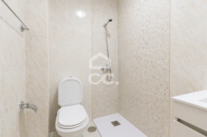 Apartamento T2 para Venda em Delães