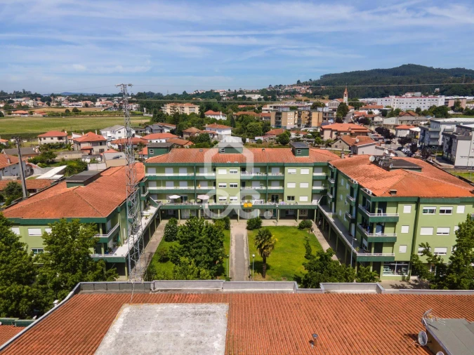 Apartamento T2 para Venda em Delães Foto 19
