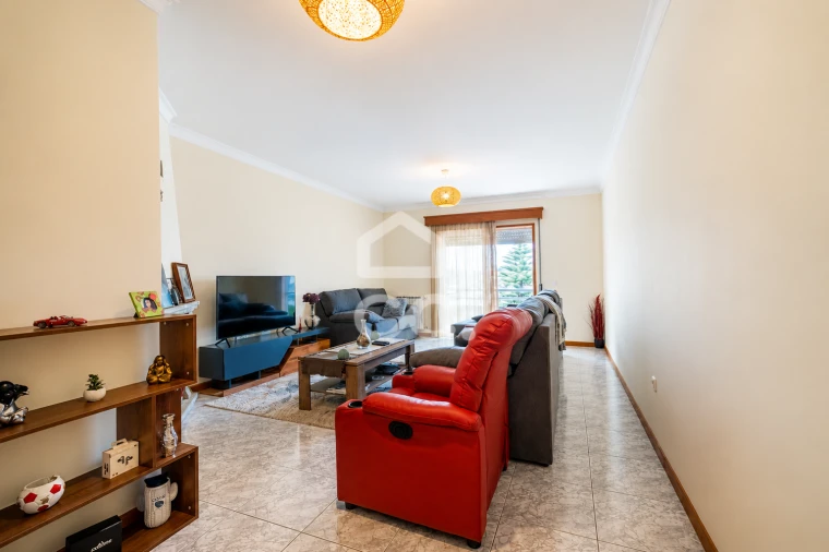 Apartamento T2 para Venda em Delães Foto 13