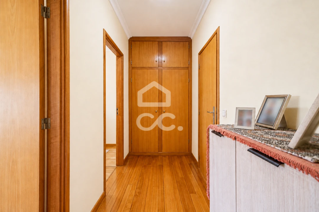 Apartamento T2 para Venda em Delães Foto 12