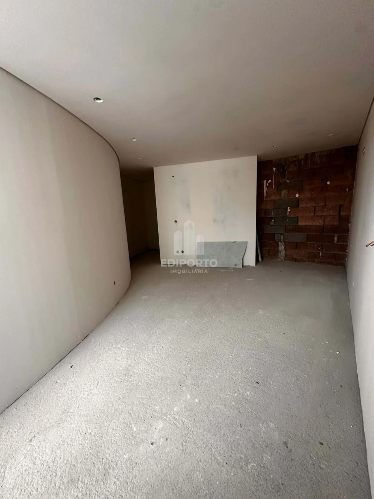 Apartamento T2 para Venda em Rio Tinto Foto 21