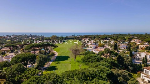 Moradia T5 para Venda em Loule (São Clemente)
