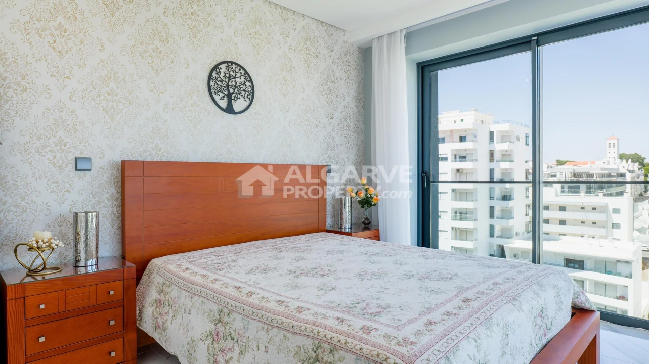 Apartamento T3 para Venda em Quarteira Foto 14