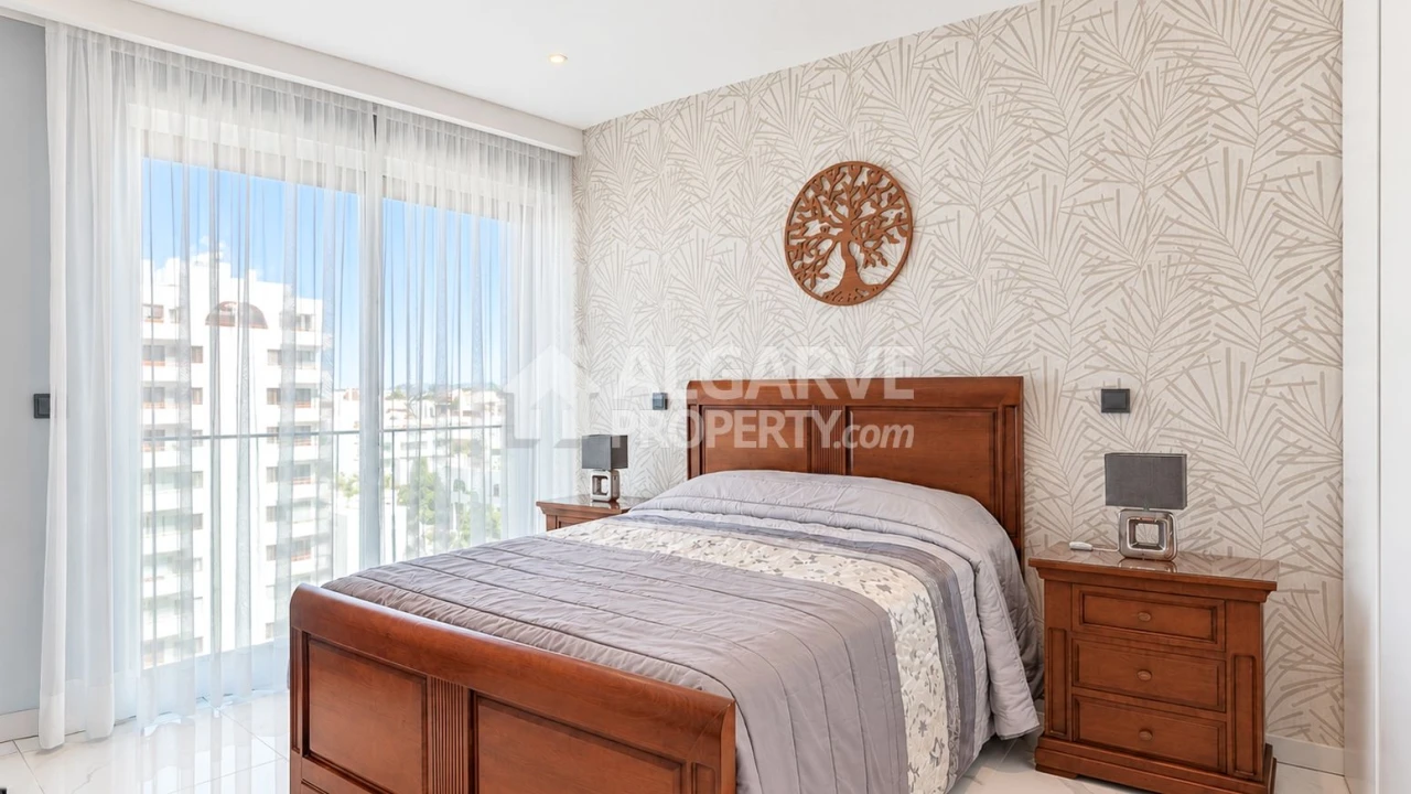 Apartamento T3 para Venda em Quarteira Foto 27
