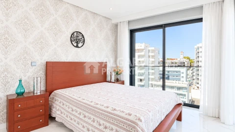 Apartamento T3 para Venda em Quarteira