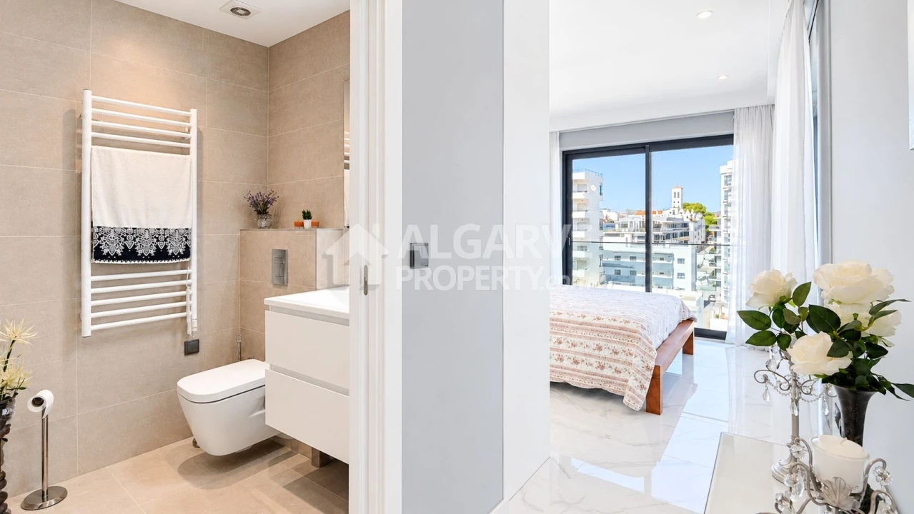 Apartamento T3 para Venda em Quarteira Foto 21