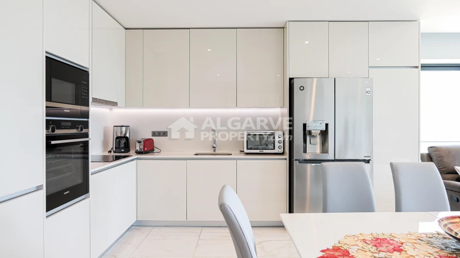 Apartamento T3 para Venda em Quarteira Foto 5