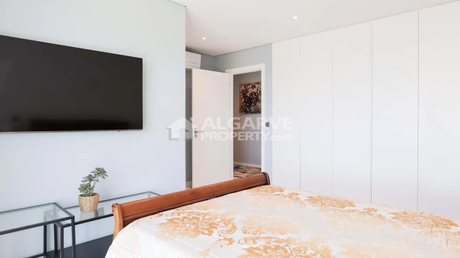 Apartamento T3 para Venda em Quarteira Foto 13