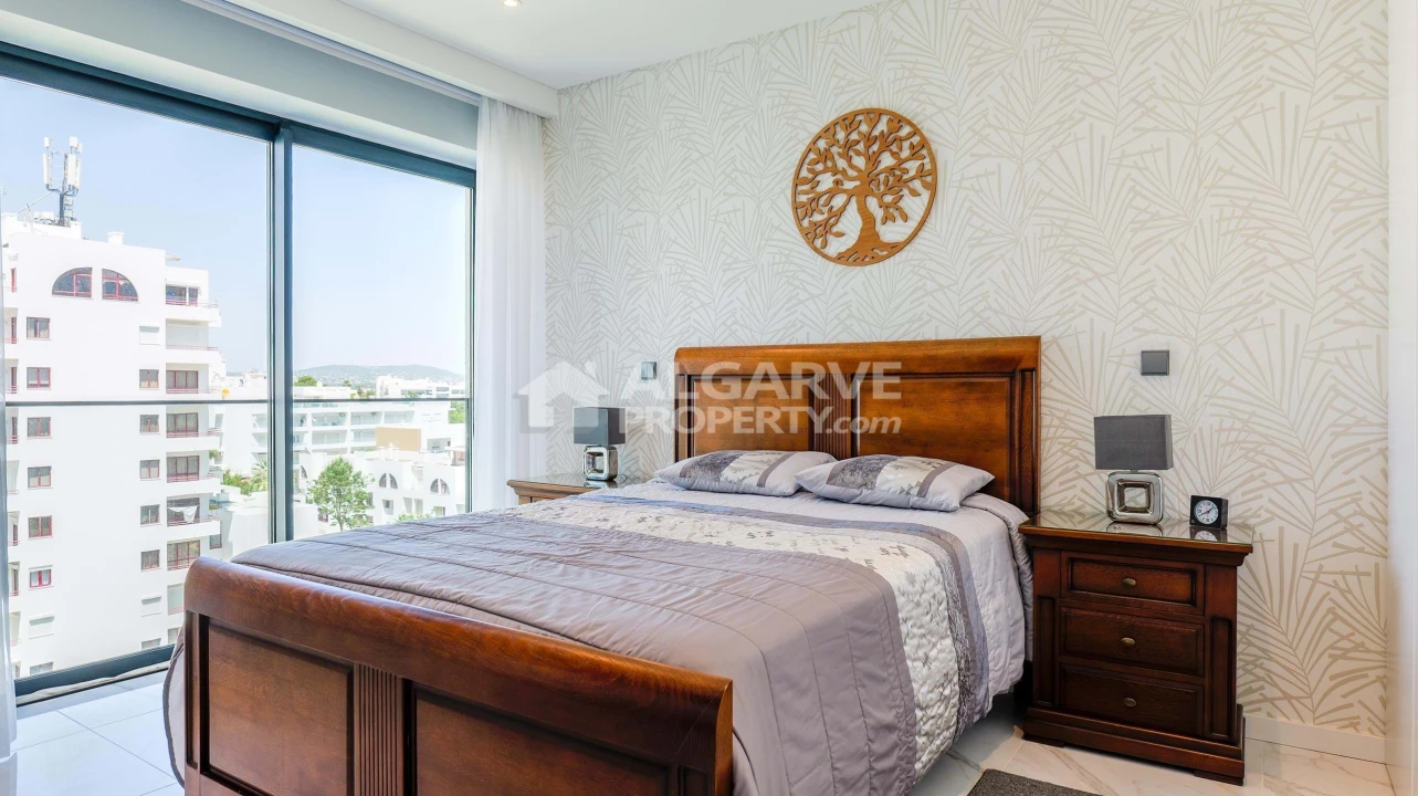 Apartamento T3 para Venda em Quarteira Foto 15