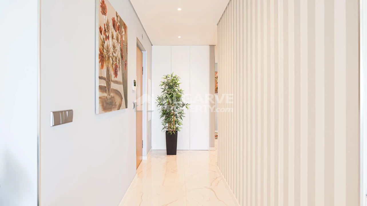 Apartamento T3 para Venda em Quarteira Foto 10