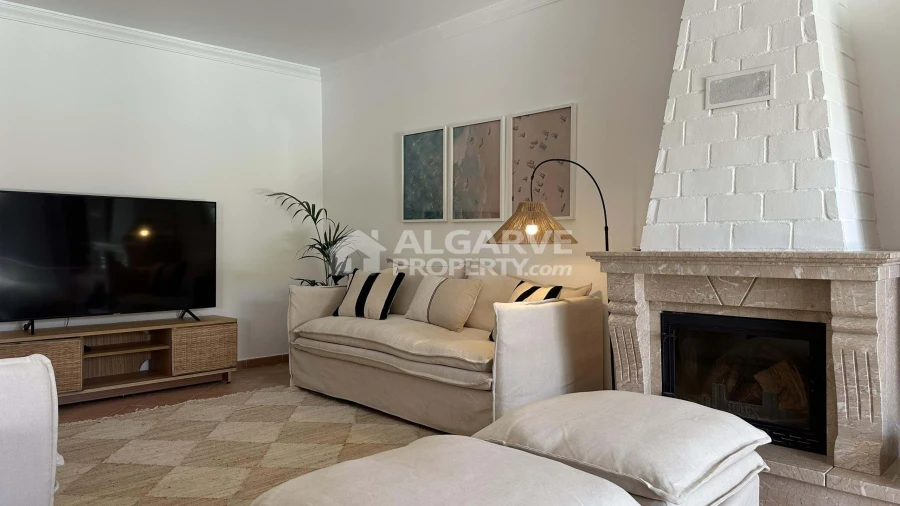 Moradia T5 para Venda em Almancil Foto 22