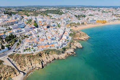 Moradia T2 para Venda em Albufeira e Olhos de Água