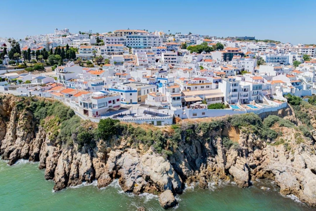 Moradia T2 para Venda em Albufeira e Olhos de Água Foto 15