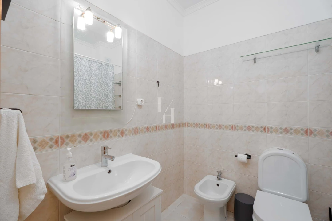 Apartamento T2 para Venda em Quarteira Foto 15