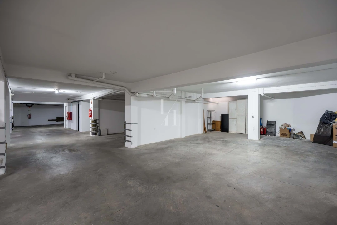 Apartamento T2 para Venda em Quarteira Foto 21