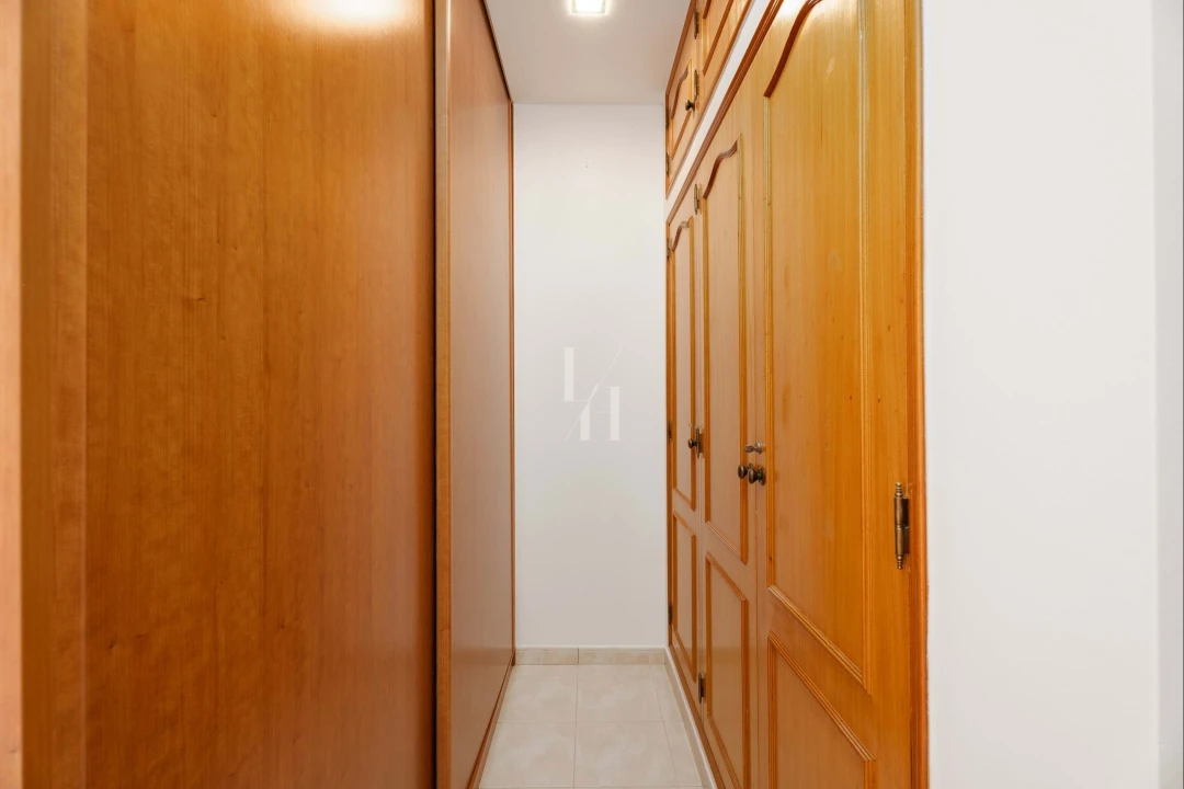 Apartamento T2 para Venda em Quarteira Foto 18