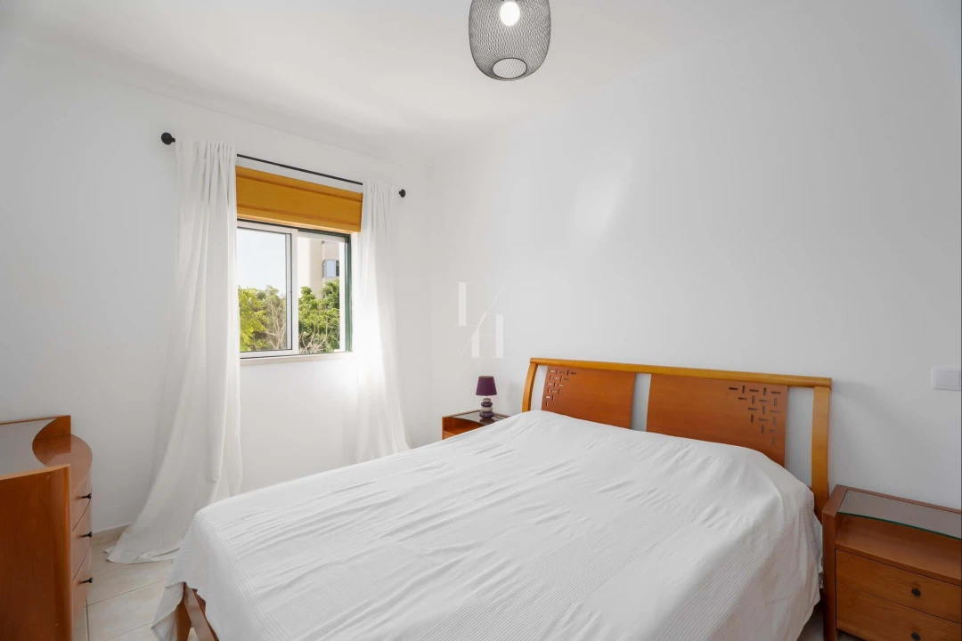 Apartamento T2 para Venda em Quarteira Foto 16