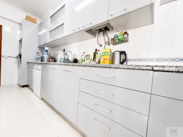 Apartamento T3 para Venda em Lagos (São Sebastião e Santa Maria)