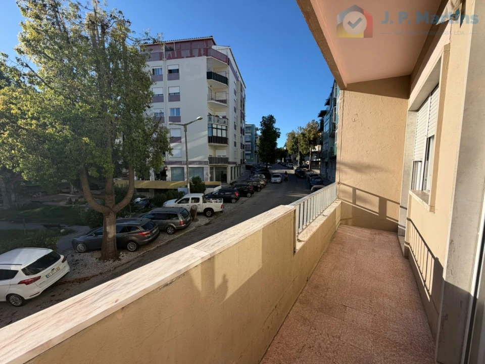 Apartamento T3 para Venda em Almada, Cova da Piedade, Pragal e Cacilhas Foto 23