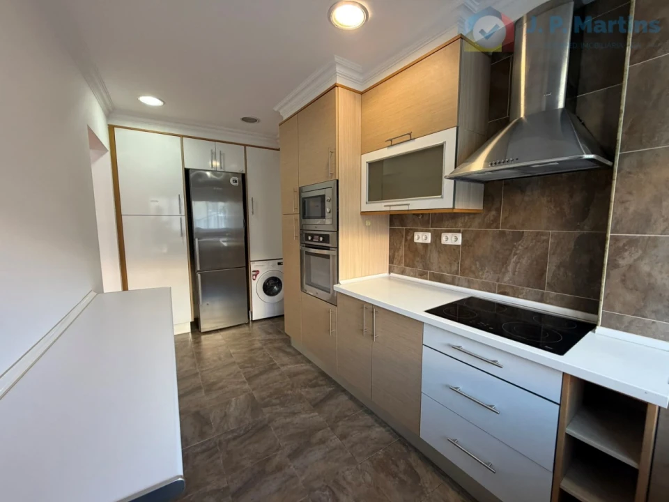 Apartamento T3 para Venda em Almada, Cova da Piedade, Pragal e Cacilhas Foto 11