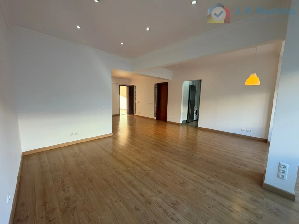 Apartamento T3 para Venda em Almada, Cova da Piedade, Pragal e Cacilhas Foto 6
